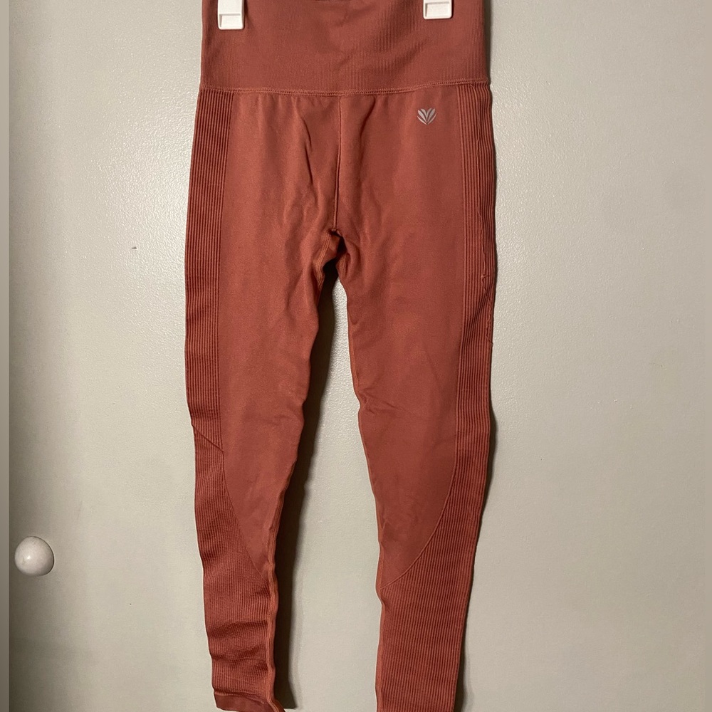 Forever 21 leggings. Size medium.